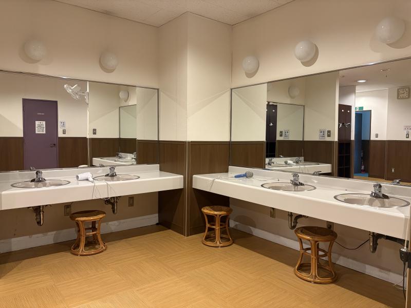 パウダールーム